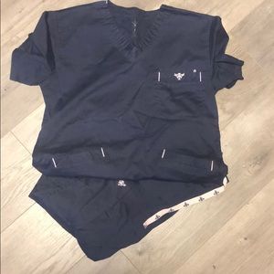 EUC scrubs set